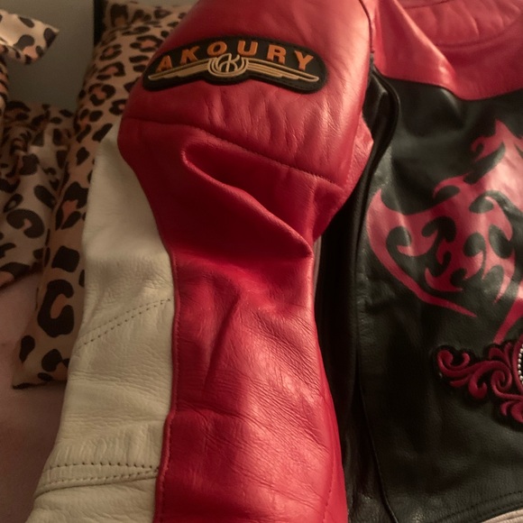 🔥  Akoury Genuine Leather Motorcycle Jacket – Vintage Biker Style 🔥 - Picture 5 of 14